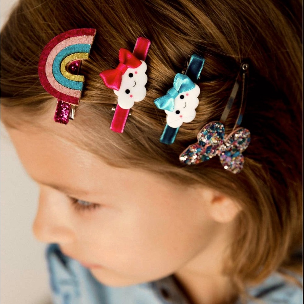 Bows and clips. All brand new.